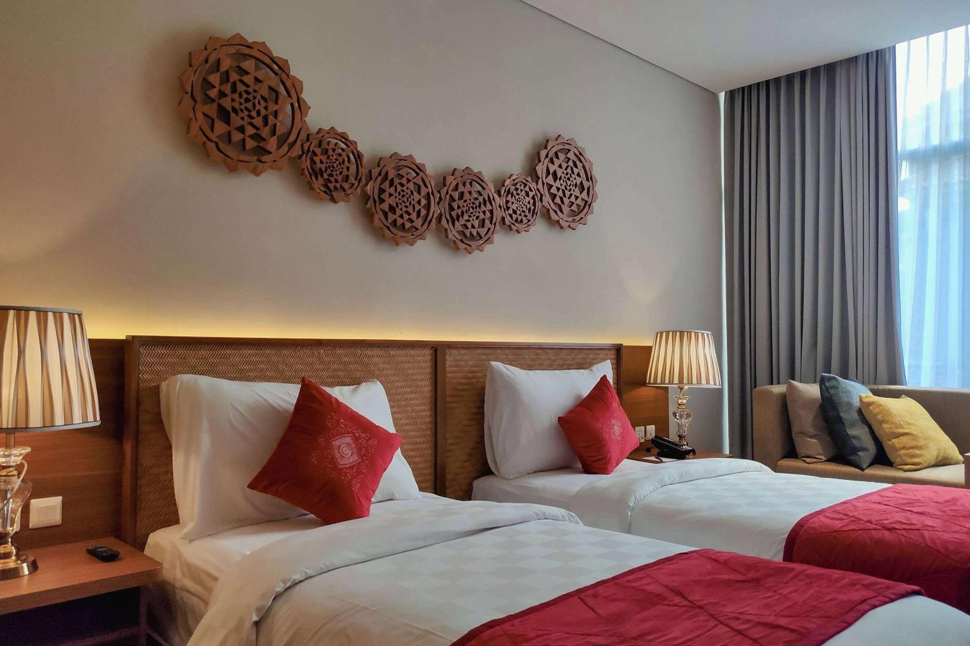 Ramada By Wyndham Yogyakarta Hotel Sleman  Kültér fotó